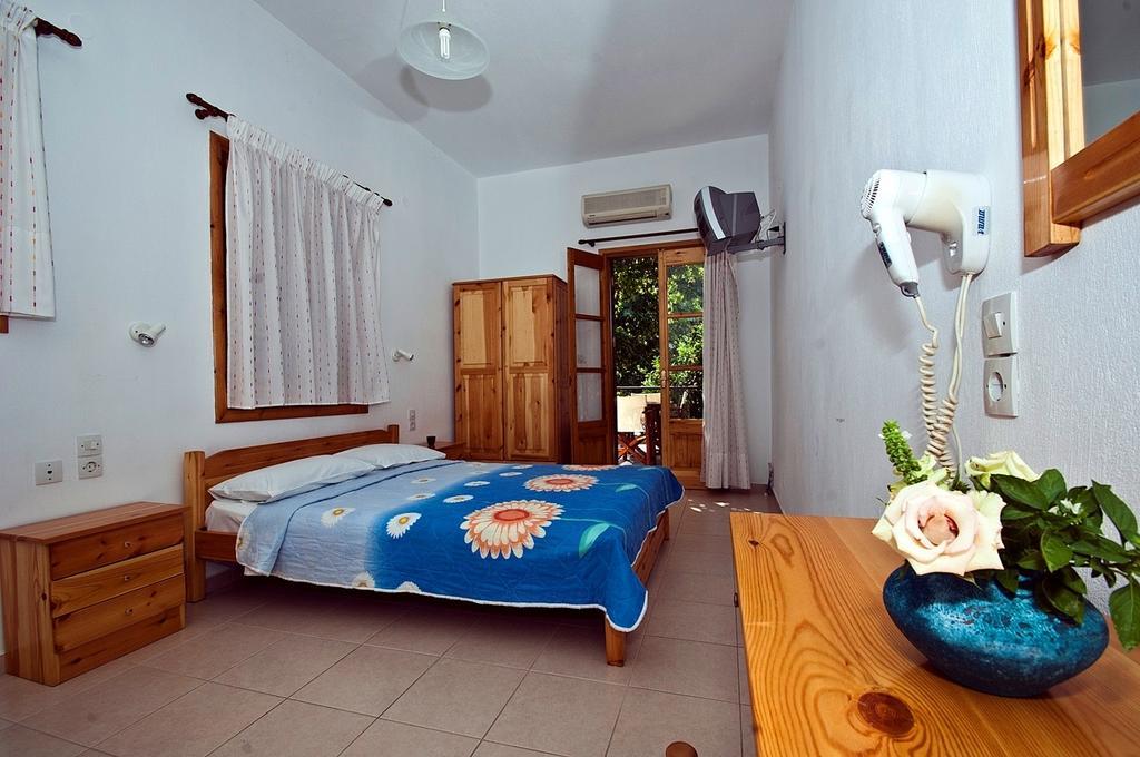 Athina Apartments 尼欧克利马 客房 照片