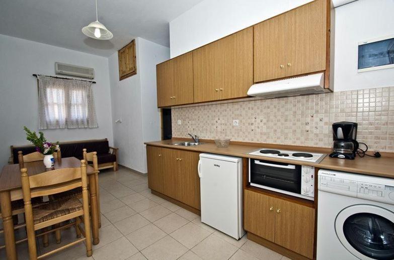 Athina Apartments 尼欧克利马 客房 照片