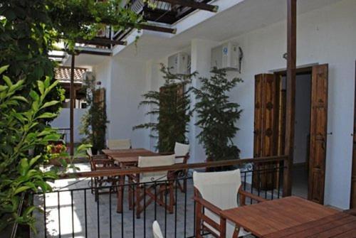 Athina Apartments 尼欧克利马 外观 照片